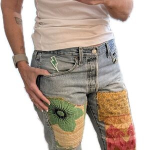 Vintage Levi  501 Jeans (Res Ipsa look-alike) Size 33x30 ~ or Size 6-8